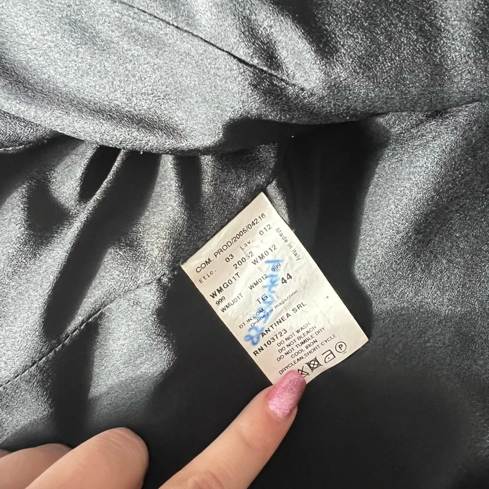 Armani Collezioni Black Blazer - Picture 6 of 7